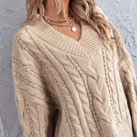 V neck Chunky Knit Cable Oversized Sweater Pink - Picture 3 of 14